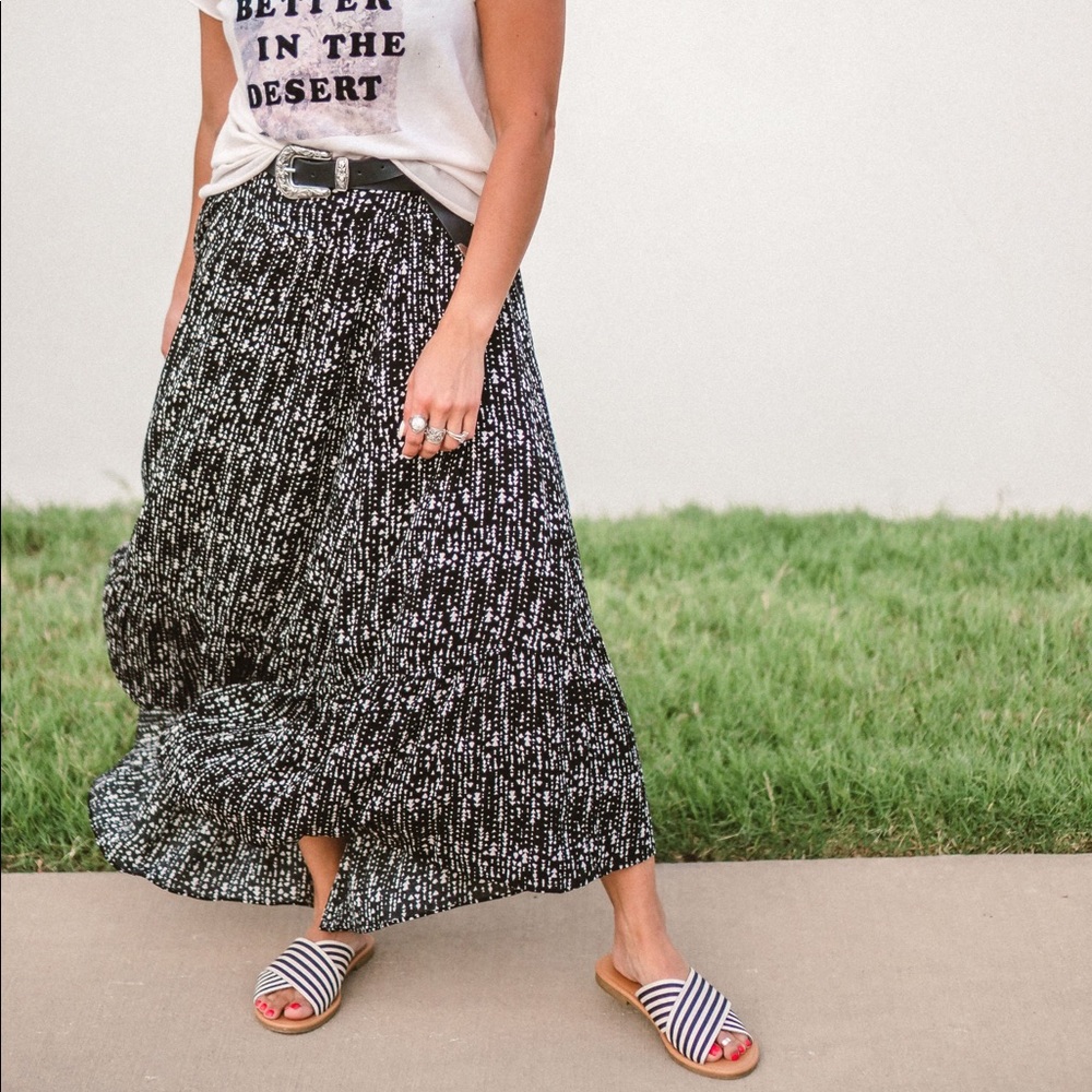 Black and white maxi skirt